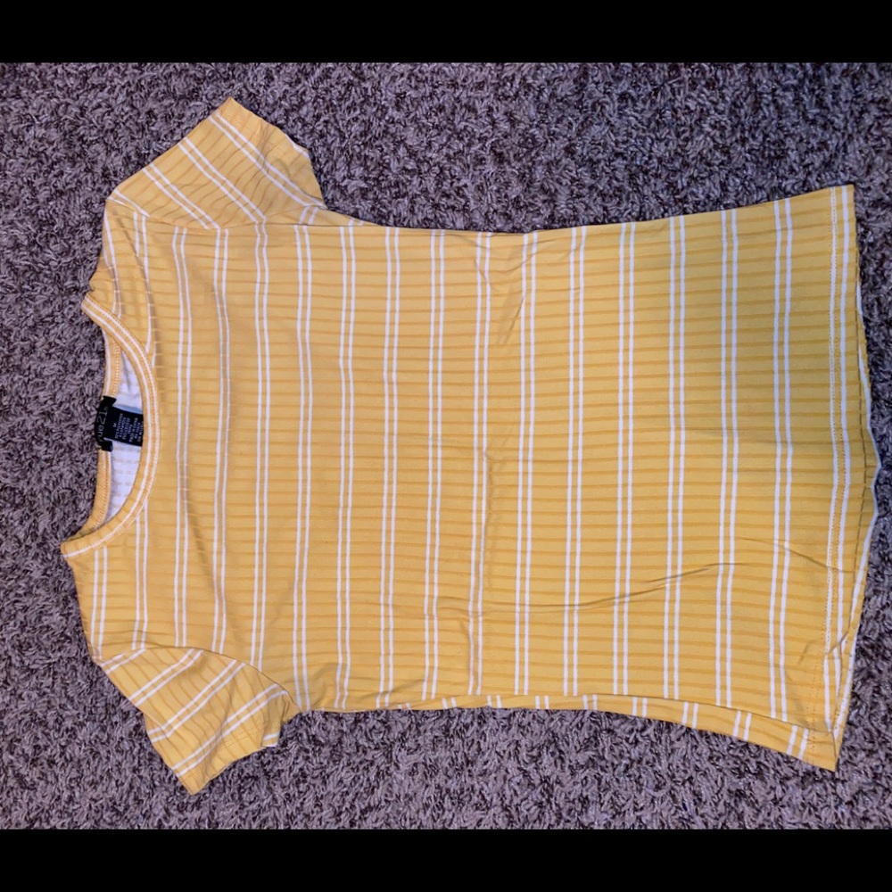 Rue 21 top